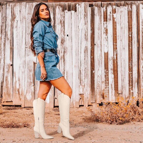 🆕Women White Knee High Pointed Toe Chunky High Heels Pull-on Embroidered Boots - Picture 5 of 7